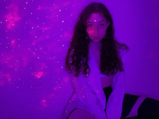 melonybell cute teen cam girl loves fucked in the ass online