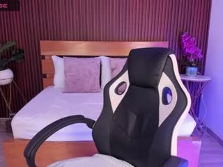 majo_rose dildo in ass and ohmibod in pussy it is the dream of any cam whore