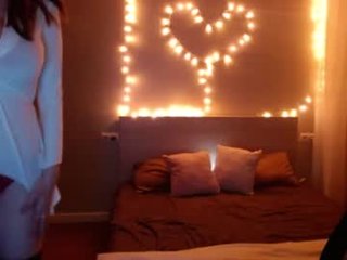 mia_little_witch cute cam girl with big tits pleasing her horny cunt