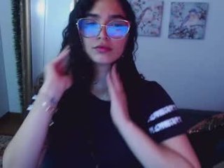 ariagaleo19 spanish cam babe squirting with pleasure online
