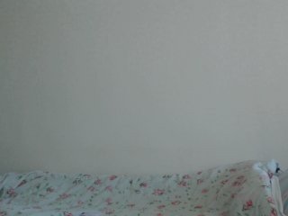 littlewetgirl asian brunette cam girl shows her pussy on camera