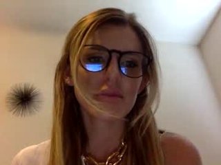 stimulatingsituation cam girl loves pussy slammed and then cum squirted on her face in private chat