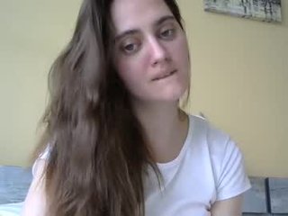 my_name_is_kira depraved brunette cam girl presents her pussy sodomized