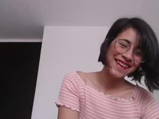 susana_w cam girl loves used ohmibod with your favorite lingerie on camera