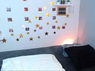 nicolette_01 cam babe presents private live sex chat with ohmibod in all holes