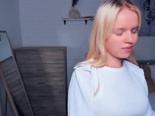 beauty_future blonde cam girl gets sticky sperm onto her beautiful face