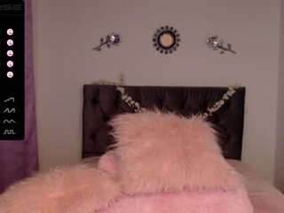 karinastone_ latina cam girl wants an multiple orgasm from ohmibod in her pussy or asshole online