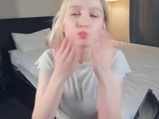 nancylamb cute blonde cam girl gets her pussy banged very hard