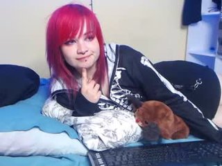 i_died_again hot cam dominant vixen shows games with ohmibod on camera