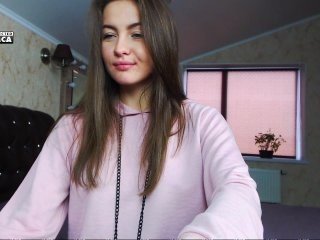 mango99 russian cam girl wants to tell unbelievable story in private live chat