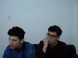 bobbydick1_ cumshow with beautiful webcam couple online