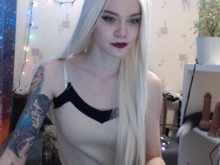sweet-panic cute eastern webcam girl presents fucking action broadcasted live on sex camera