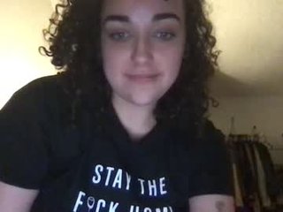 spaghettiho hot cum dripping from beautiful cam babe pussy