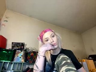 jezabellaa hot cum dripping from beautiful cam babe pussy