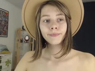 jodieangel4sin tiny tits cam babe loves on every her hairy piss-hole on camera