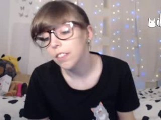 _amy_chan japanese cam babe wants all the ways ohmibod penetration on camera