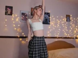 mika_reid nude cam bitch enjoys hard live sex on camera