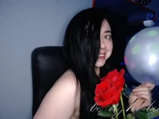 rose_casman cam girl with tiny tits loves smoking on camera in the chatroom