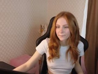 plastic_beach english cam girl with hairy pussy wants showing dirty live sex
