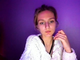 enlivenluv russian slim cam babe wants to you feel your cock moving back and forth inside in her horny holes online