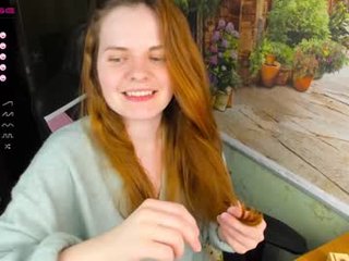 angel7you german cute cam girl doing everything you ask them in a sex chat