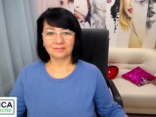 oreola_ BBW cam girl offers pleasing for you big boobs on camera