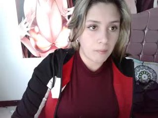 michell_h cam girl with tiny tits loves smoking on camera in the chatroom