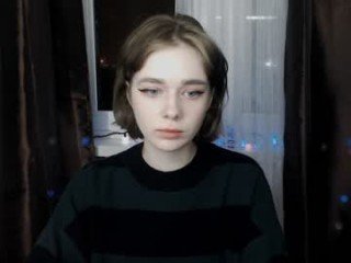 hail_kiko kinky cam girl in fetish action where's she her holes penetrated online