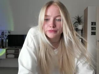 charming_daisy lingerie fetish show in private live sex chat