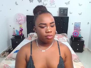amarasexx cam girl with small tits is curious about squirting techniques