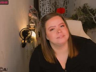 viiviart BBW cam girl offers pleasing for you big boobs on camera