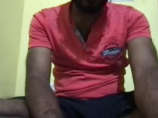 hotbrownman123 cute cam girl makes cumshow and gets her pussy drilled