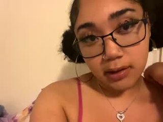 dayqueen1 african cam girl gets a huge portion of cum into her tight pussy