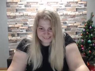 josiesun771 cam babe dancing striptease with sex toy in pussy online